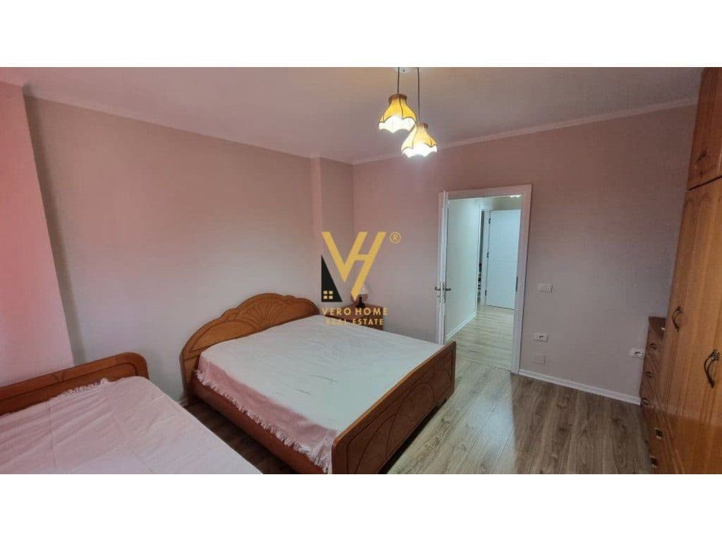 JEPET APARTAMENT 1+1 ME QIRA NE DON BOSKO 53.000 LEKE 4