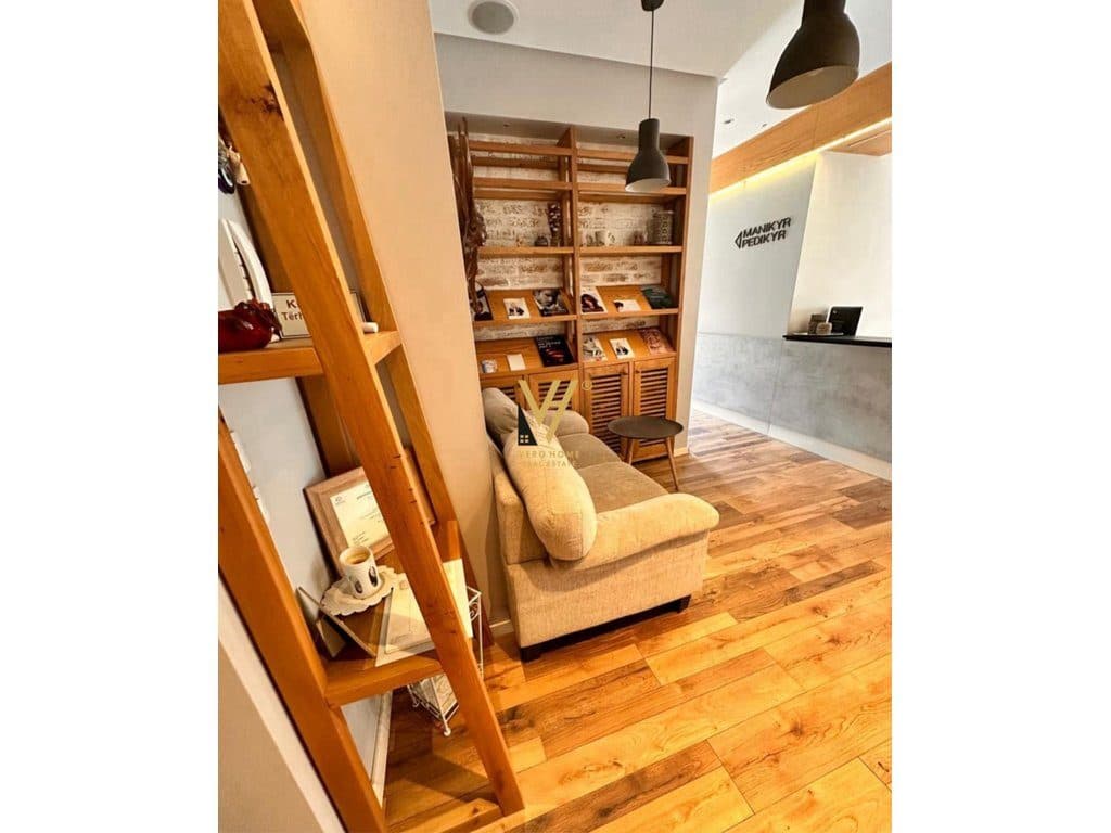 JEPET QENDER ESTETIKE ME QIRA NE DON BOSKO 1.500 EURO 2