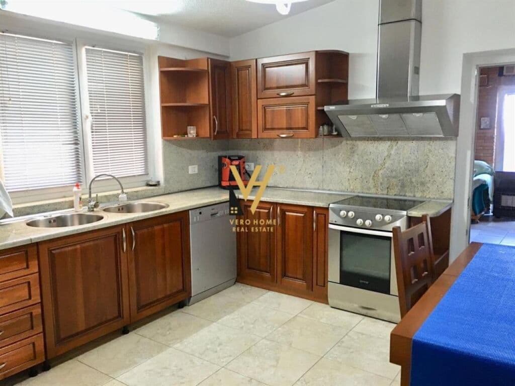 Jepet Apartament 3+1+2+ballkon me qera te Kopshti Zoologjik 360 m2 4