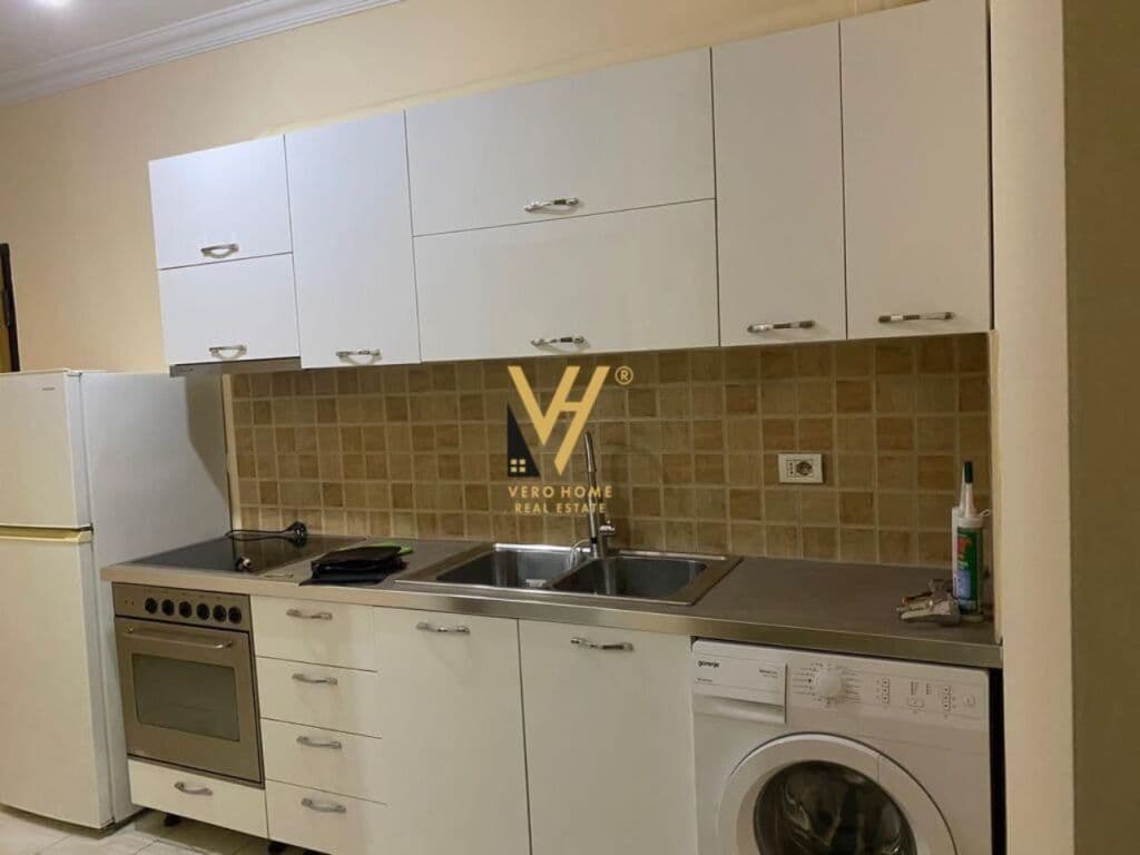 Jepet Apartament 2+1 me qera pran Shkolles Marlin Barleti 110 m2 3