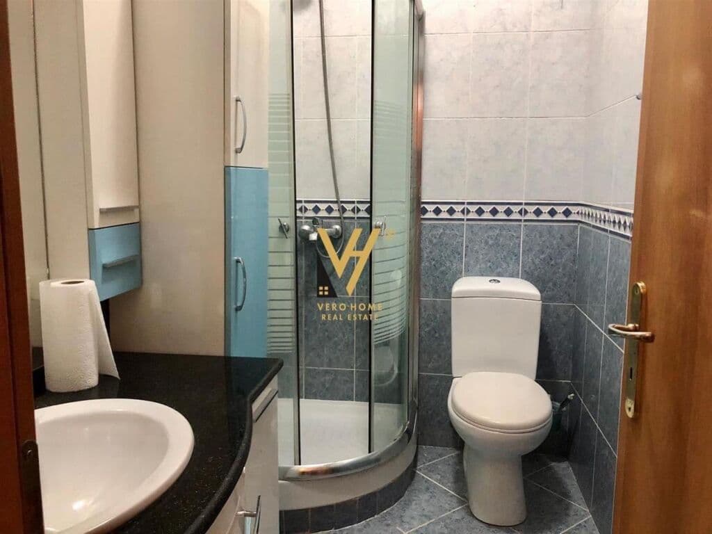 Jepet Apartament 2+1+ballkon me qera te Rruga e Kavajes 90 m2 2
