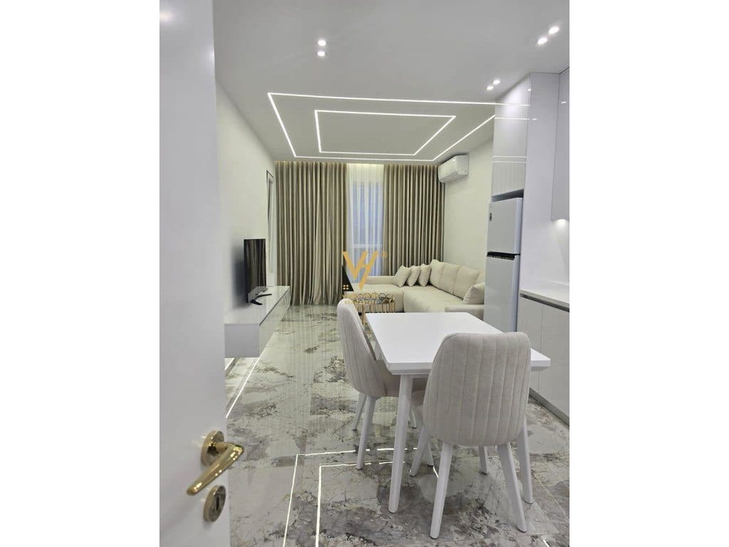 JEPET APARTAMENT 1+1 ME QERA NE PASKUQAN 55.000 LEKE 2
