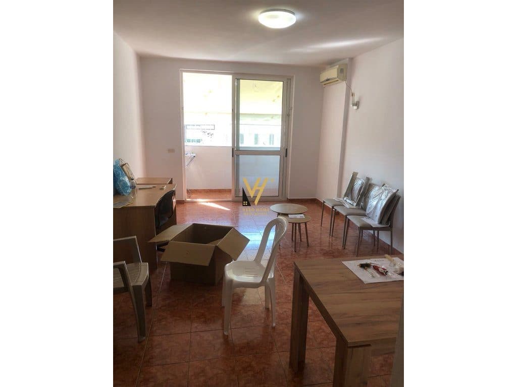 JEPET APARTAMENT 2+1+BLK ME QERA RRUGA HIM KOLLI 70.000 LEKE 3