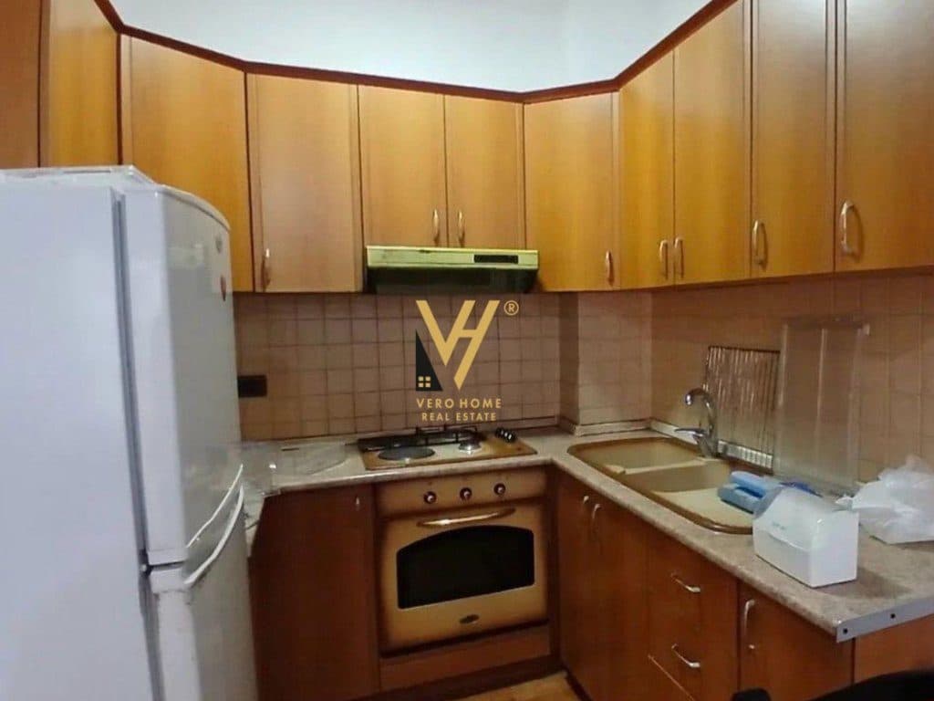 JEPET APARTAMENT 1+1+BLK ME QERA TE PAZARI I RI 50.000 LEKE 3