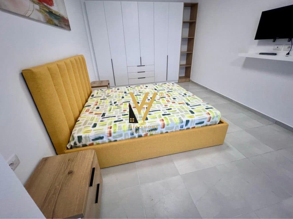 JEPET APARTAMENT 1+1 ME QERA TE KODRA E DIELLIT 700 EURO 3