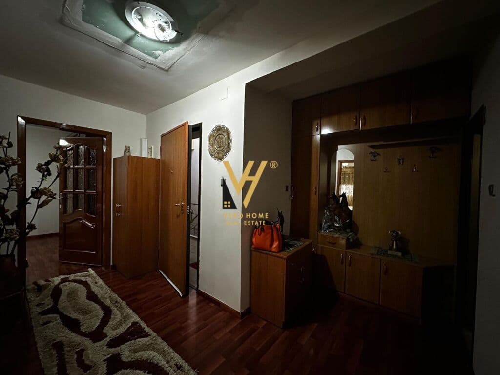 Jepet Apartament 2+1+ballkon me qera te Rruga Fortuzi 85 m2