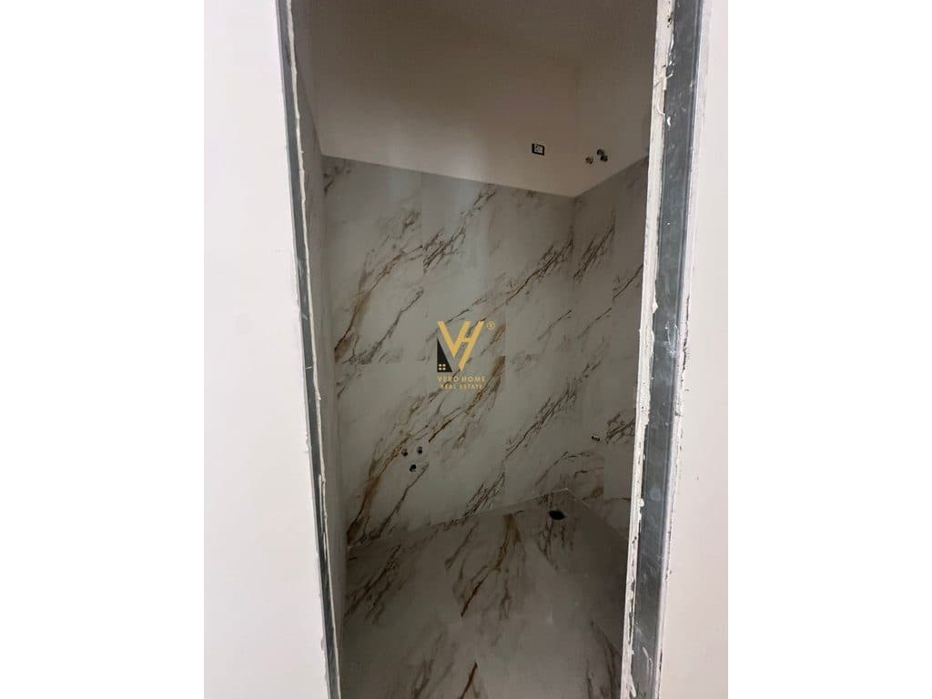 JEPET AMBIENT 70M2 ME QERA TE DELIJORGJI 1.500 EURO 3