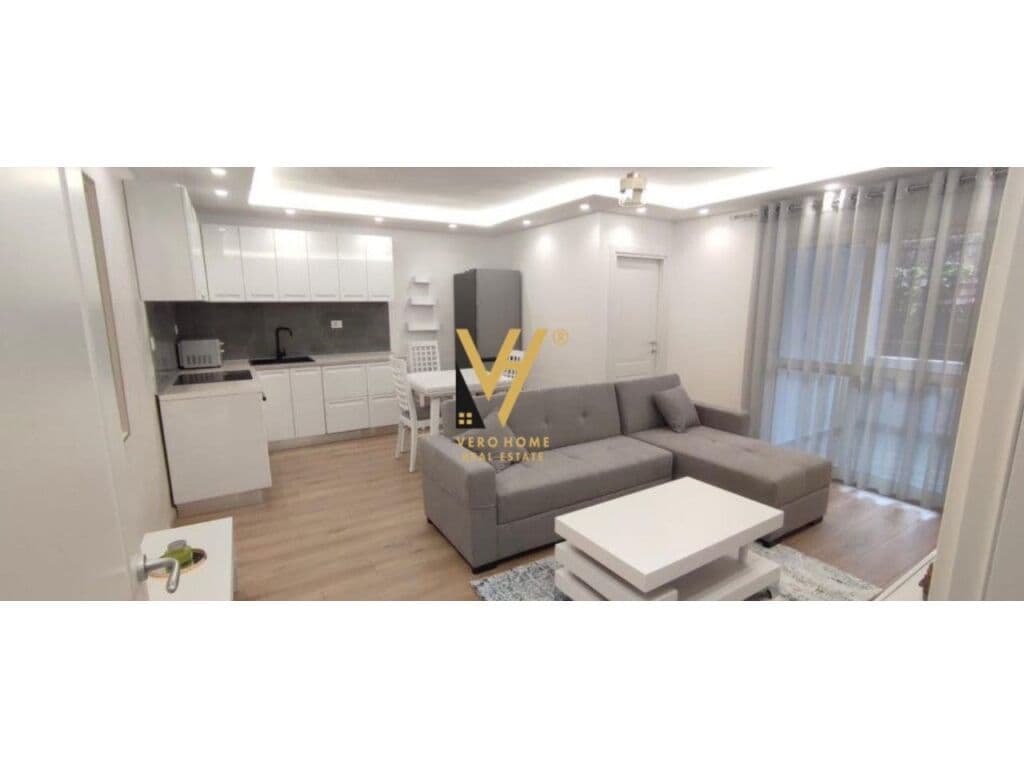 Jepet Apartament 2+1+ballkon me qera te Rruga Bardhok Biba , Qender 75 m2 4