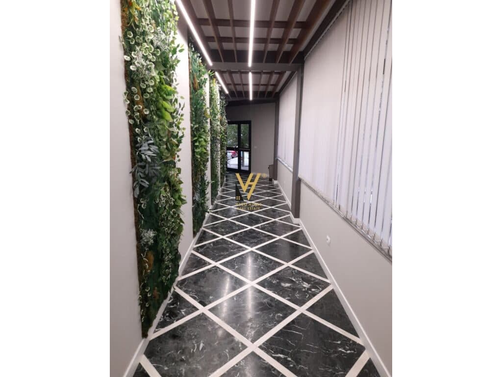 Jepet Ambient Biznesi me qera te Stacioni i Trenit 202 m2