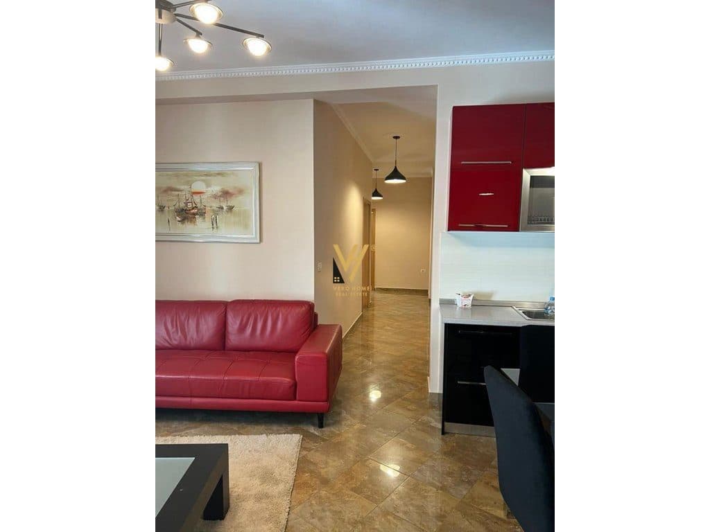 JEPET APARTAMENT 2+1+2+3 BLK ME QERA TE LIQENI THATE 650 EURO 2