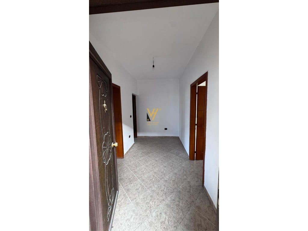SHITET APARTAMENT 1+1+VERANDE NE LAPRAKE 82.500 EURO 3