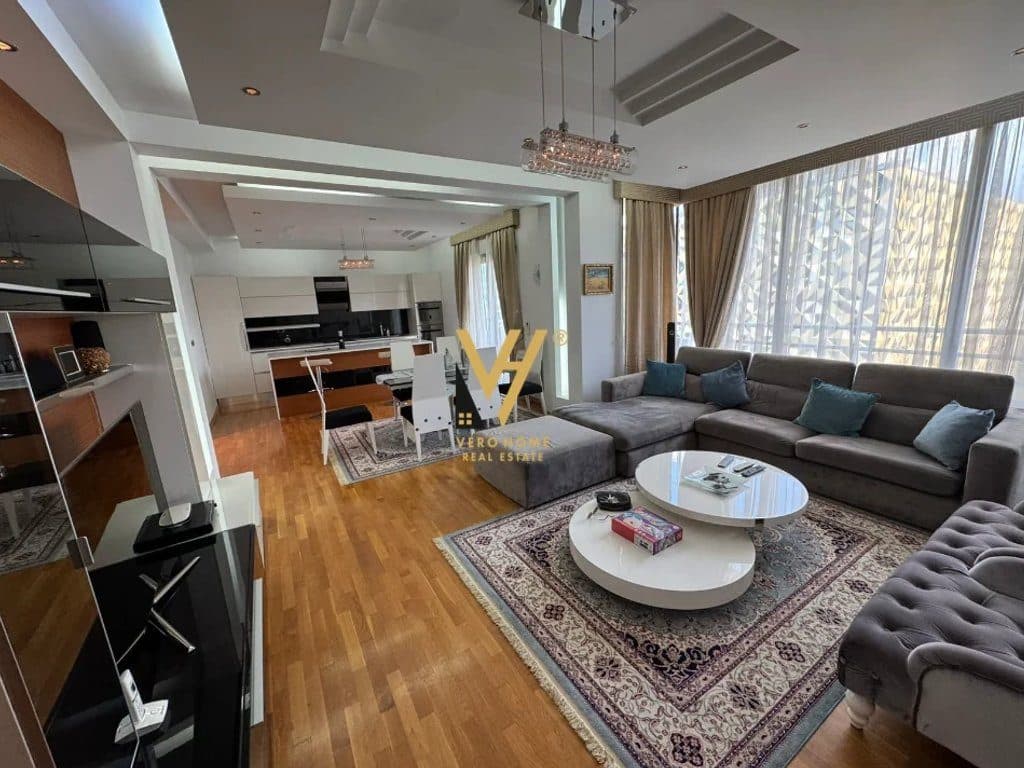 JEPET APARTAMENT 2+1+2+BLK ME QERA NE BLLOK 2.000 EURO
