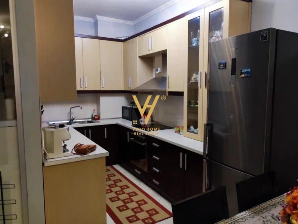 JEPET APARTAMENT 2+1+2+BLK ME QIRA TE KOPSHTI BOTANIK 1.150 EURO 2
