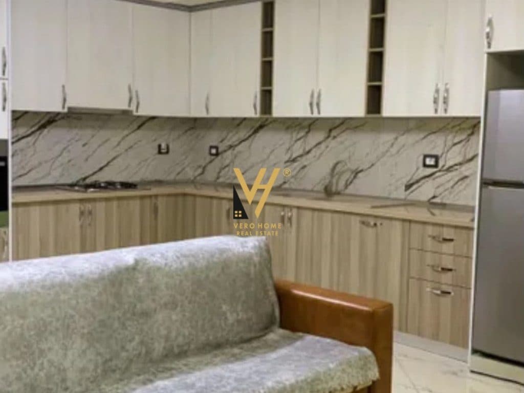JEPET APARTAMENT 2+1+BLK ME QERA TE 5 MAJI 650 EURO 2