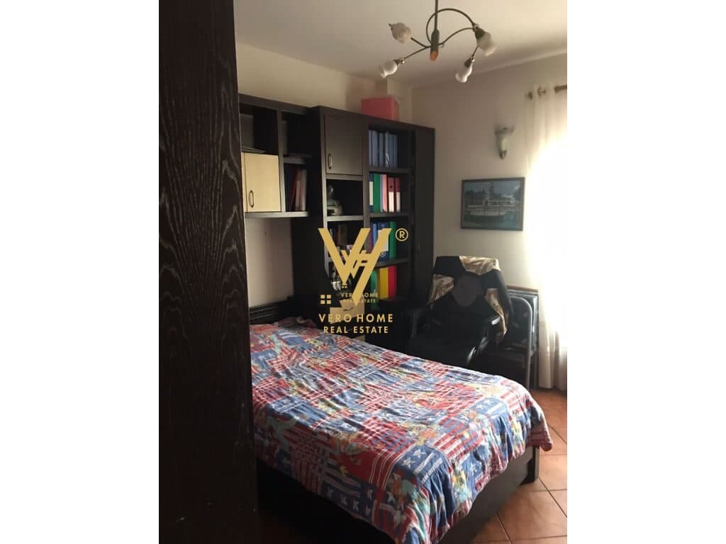 JEPET APARTAMENT 3+1+BLK ME QERA TE KOMUNA E PARISIT 650 EURO 4