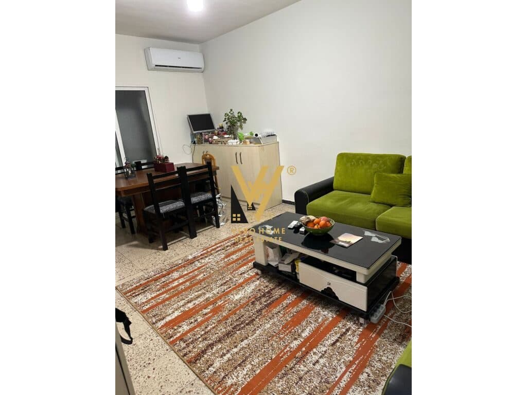 JEPET APARTAMENT 2+1+BLK ME QERA TE RRUGA MYSLYM SHYRI 55.000 LEKE 2