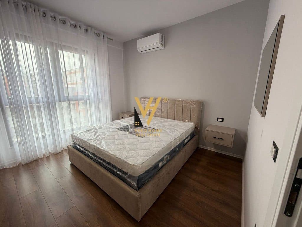 JEPET APARTAMENT 1+1+BLK ME QERA TE JORDAN MISJA 70.000 LEKE 4