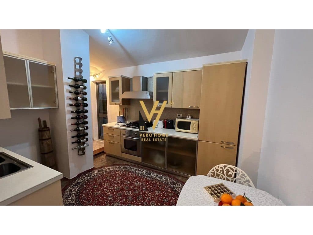 JEPET APARTAMENT 2+1+BLK ME QIRA TE KOMUNA E PARISIT 70.000 LEKE 3