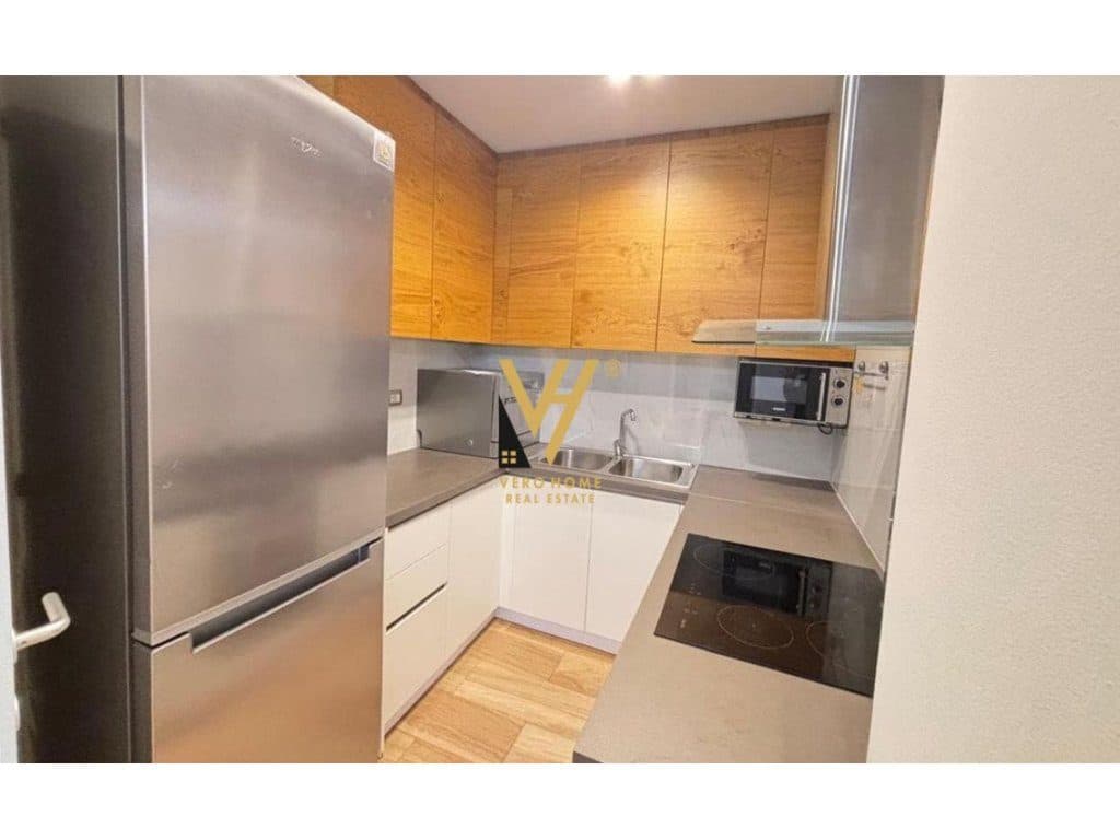 JEPET APARTAMENT 3+1+BLK ME QIRA TE SHKOLLA E KUQE 850 EURO 3