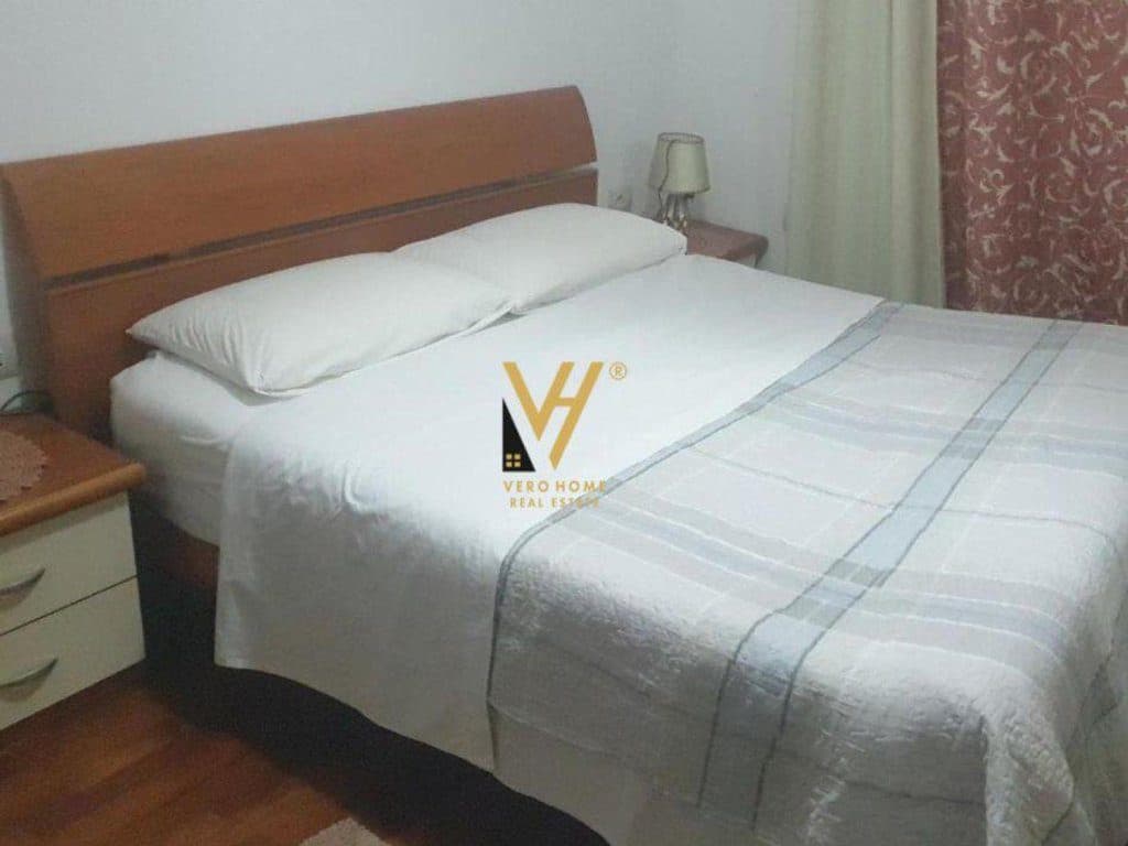 SHITET APARTAMENT 3+1+2 TE RRUGA E KAVAJES 200.000 EURO 4
