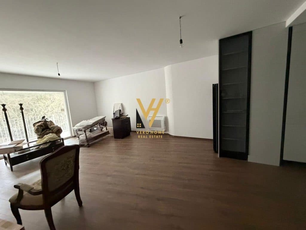 JEPET APARTAMENT 2+1+2 ME QIRA TE RRUGA E ELBASANIT 180.000 LEKE 4