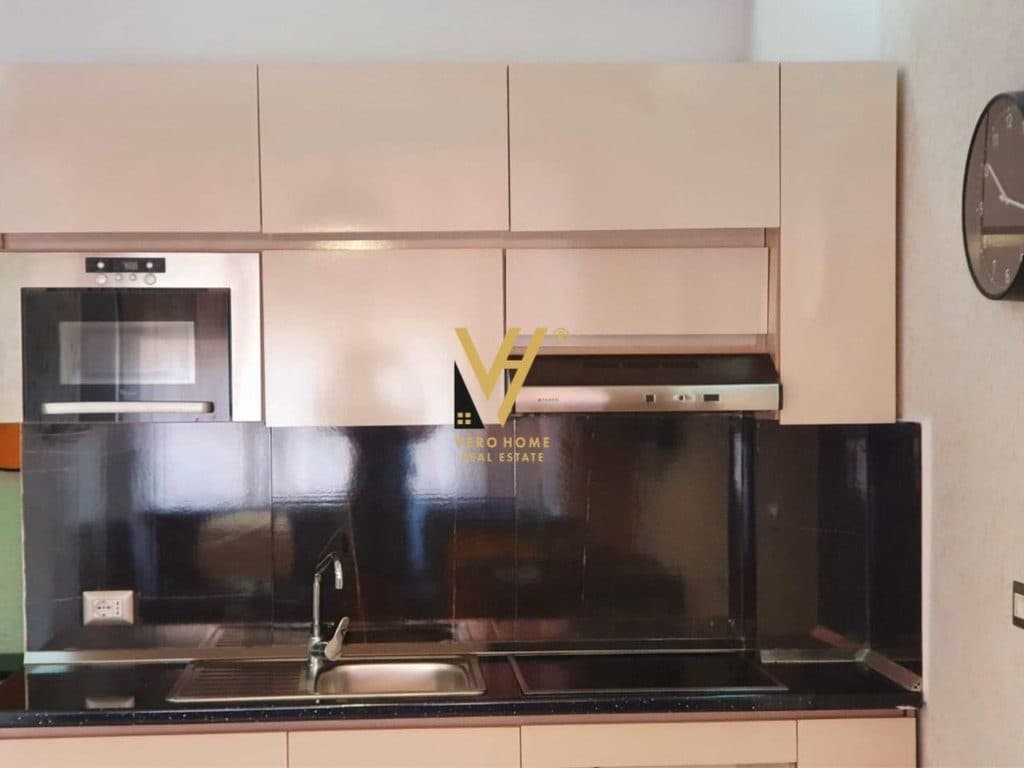 JEPET APARTAMENT 1+1+BLK TE RRUGA E BARRIKADAVE 600 EURO 2