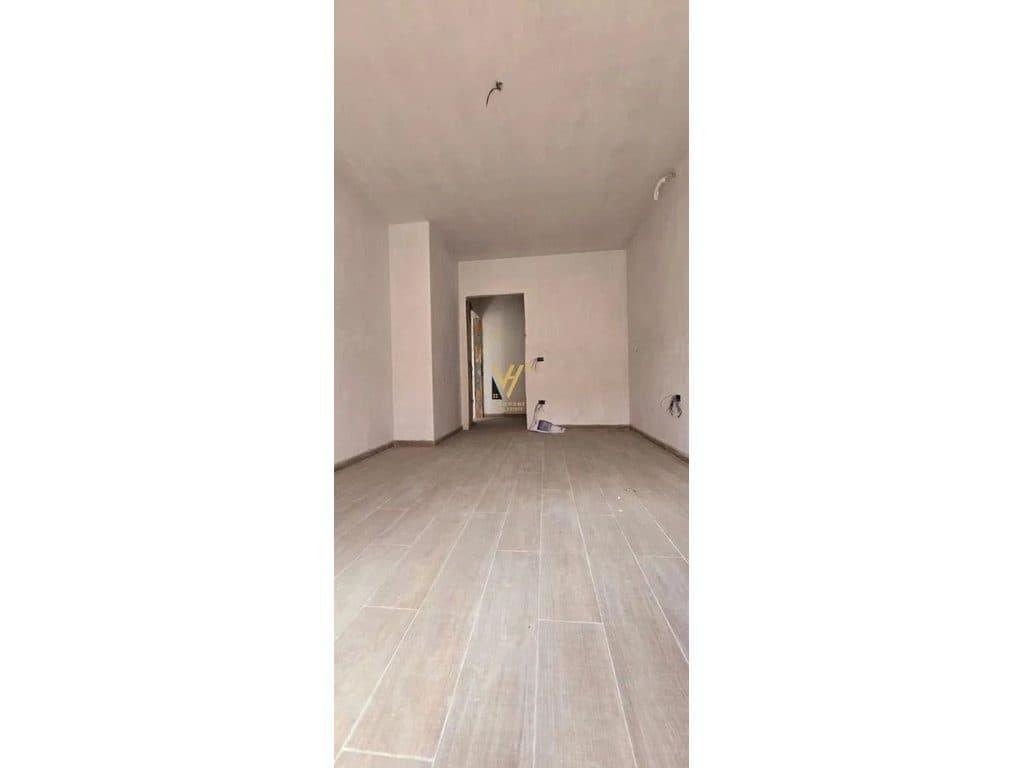 SHITET APARTAMENT 1+1+BLK TE BULEVARDI I RI 140.000 EURO 2