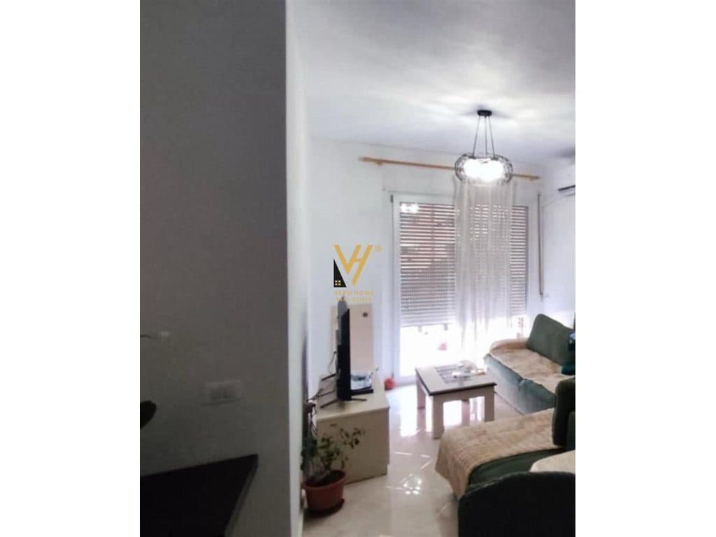 JEPET APARTAMENT 2+1+BLK TE KOMPLEKSI GRAND GALLERY , YZBERISHT ME QIRA 550 EURO 3