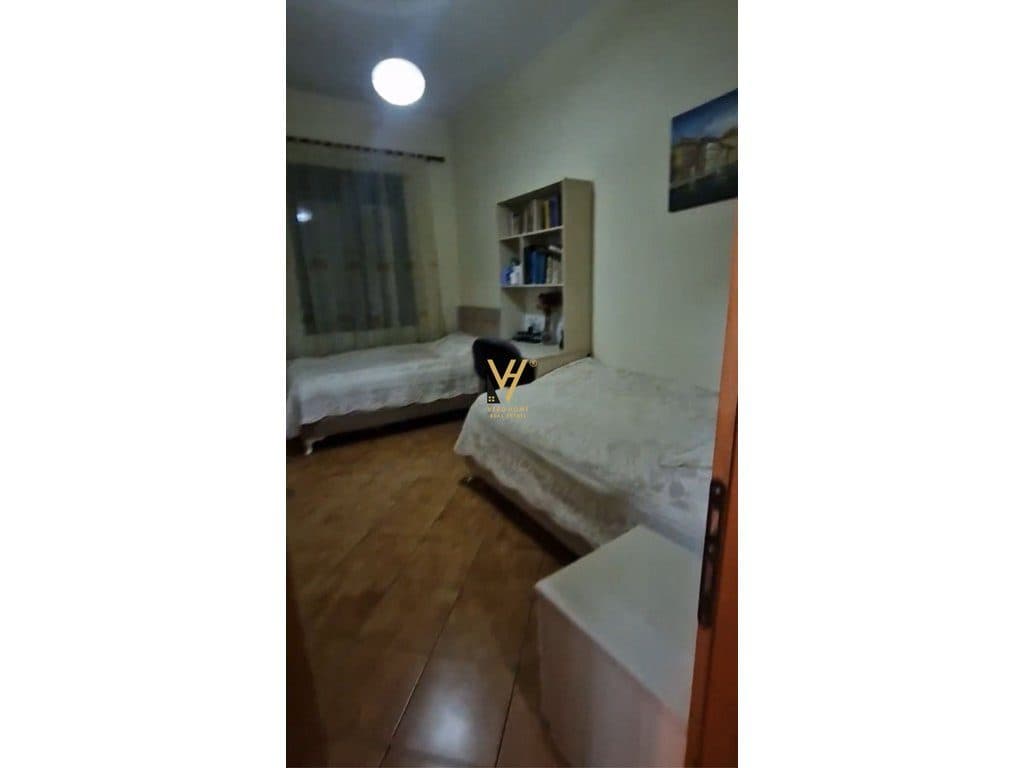 JEPET APARTAMENT 1+1 ME QIRA TE PALLATET AGIMI 60.000 LEKE 4