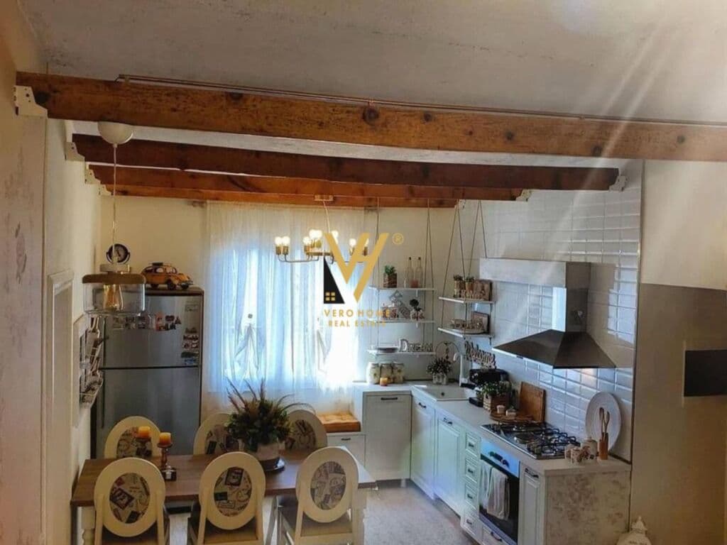 SHITET APARTAMENT 3+2+2 TE RRUGA SIRI KODRA 173.000 EURO 2