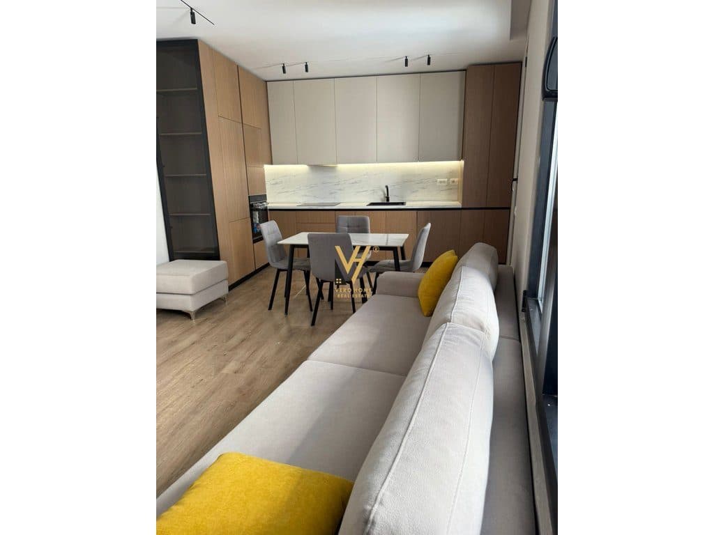 JEPET APARTAMENT 2+1+BLK ME QIRA TE 21 DHJETORIT 750 EURO