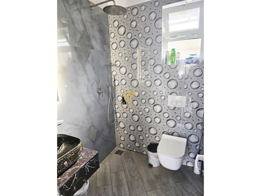 Shitet Vile Nje Kateshe te Rruga Besim Alla 50 m2 3