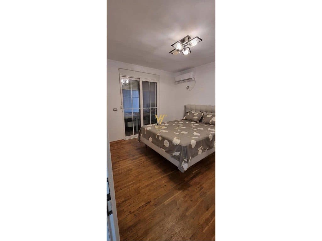 JEPET APARTAMENT 2+1+BLK ME QERA TE SHESHI WILLSON 80.000 LEKE 3