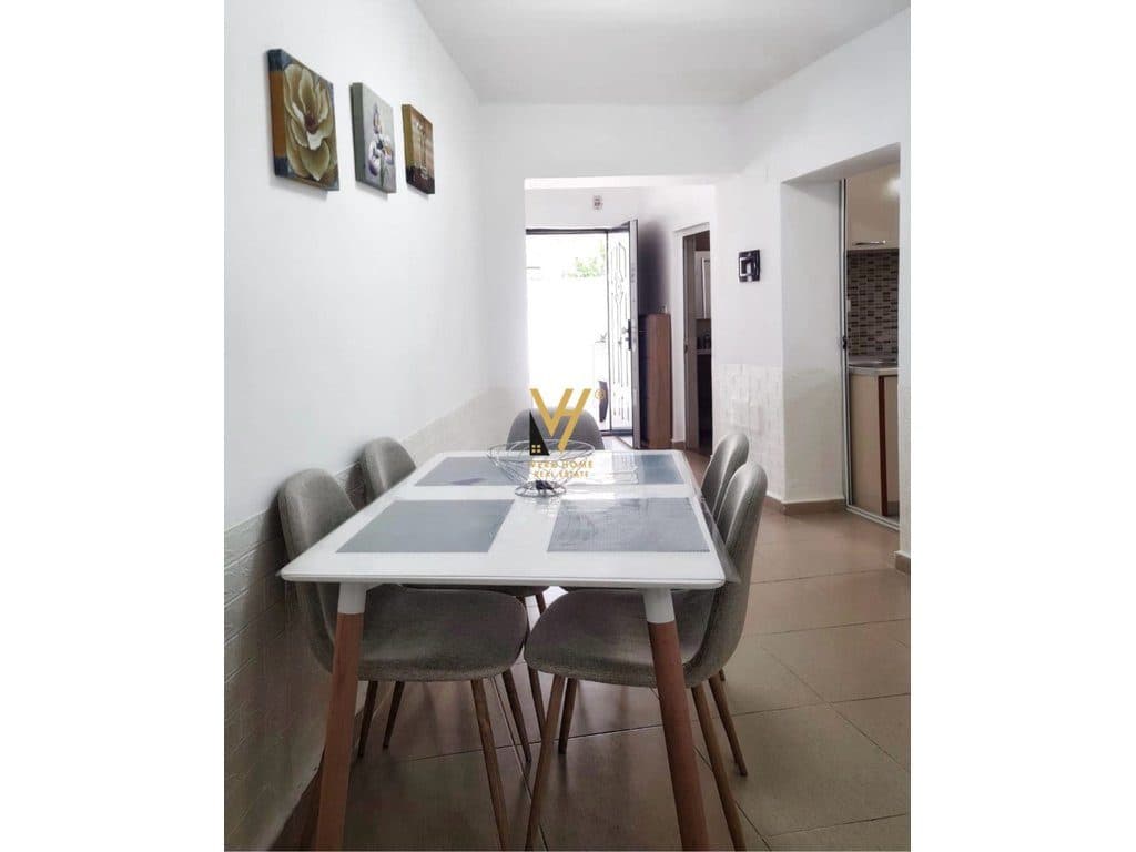 JEPET SHTEPI 1+1 ME QERA TE TE PAZARI I RI 750 EURO 3