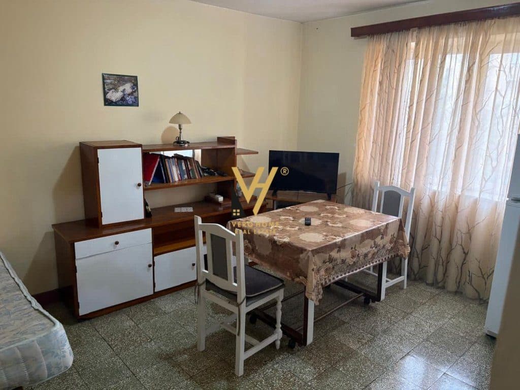 JEPET APARTAMENT 3+1 ME QIRA TE GARDA 60.000 LEKE