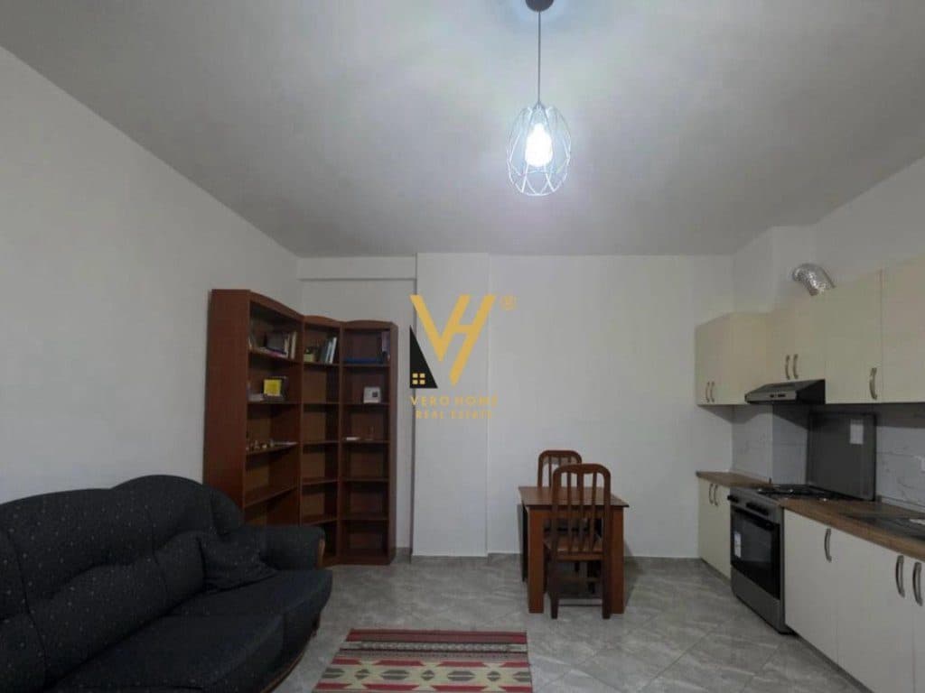JEPET APARTAMENT 1+1 ME QIRA TE LIQENI I THATE 430 EURO
