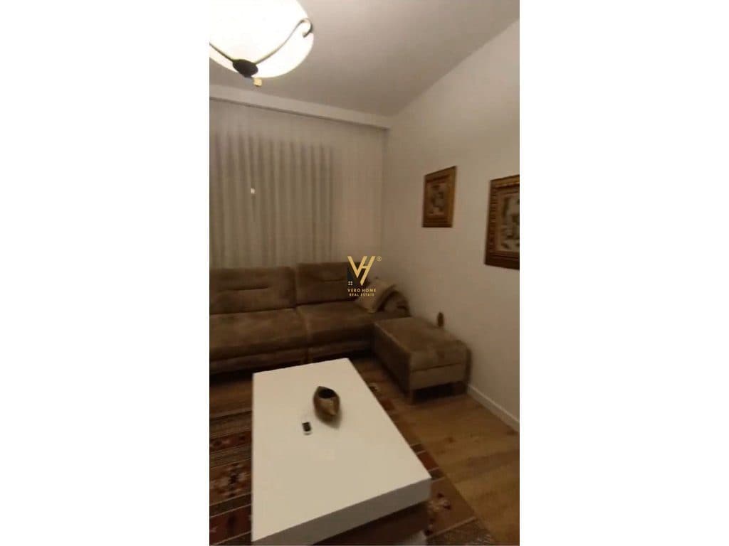 JEPET APARTAMENT 3+1 ME QERA TE RRUGA KARL GEGA 600 EURO 1