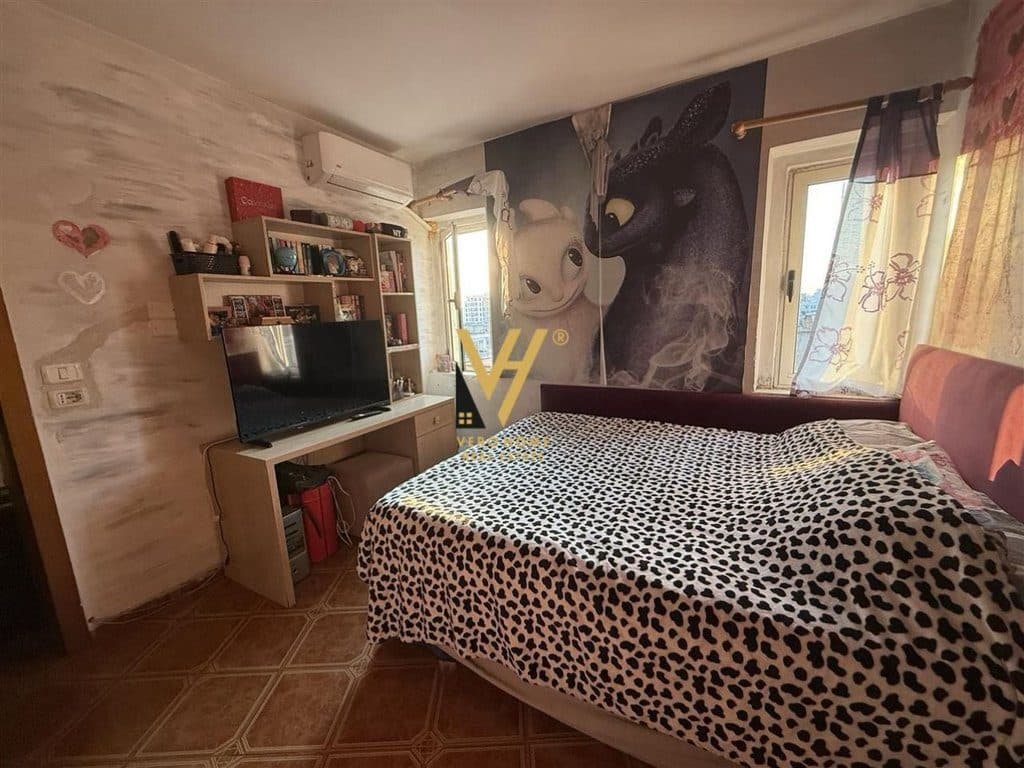 JEPET APARTAMENT 2+1+BLK ME QERA TE SIRI KODRA 600 EURO 4