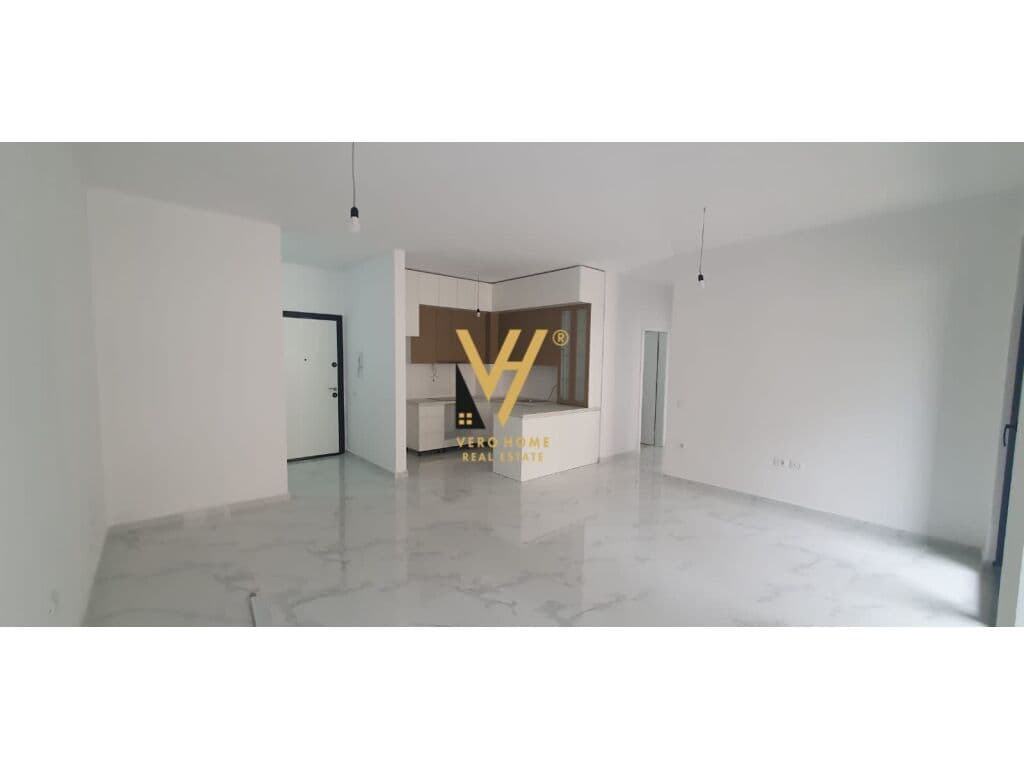Jepet zyre me qera te Komuna e Parisit 98 m2