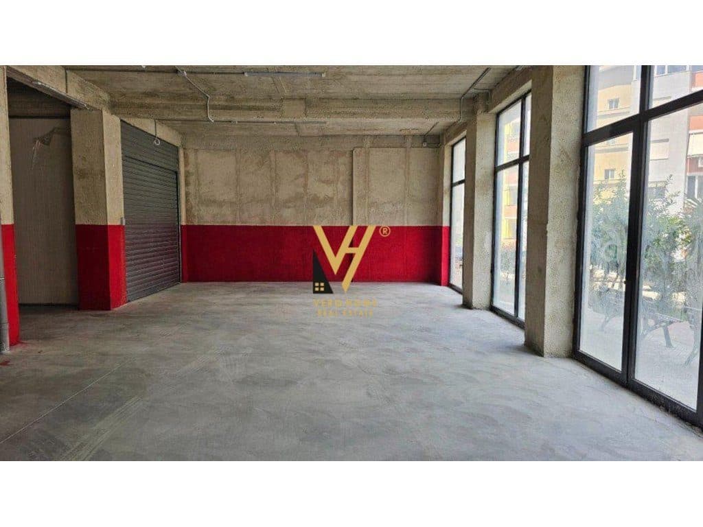SHITET GARAZHD 17.52 M2 TE LIQENI I THATE 37.000 EURO