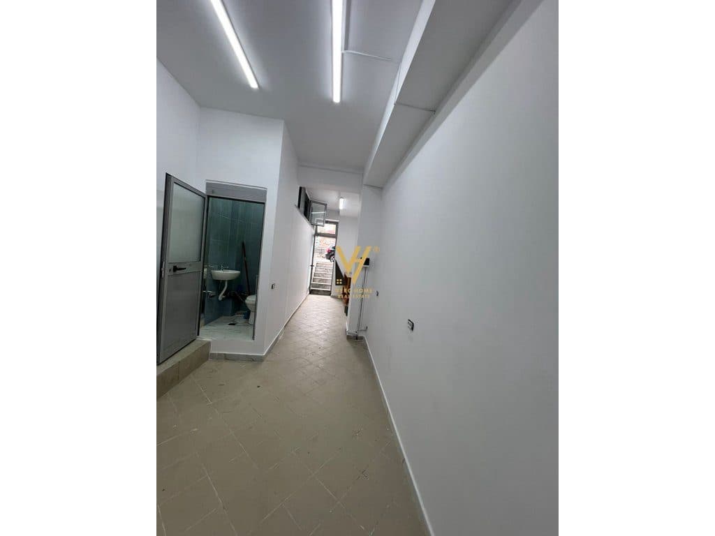 JEPET DYQAN 22 M2 ME QERA TE KOPSHTI BOTANIK 37.000 LEKE 3