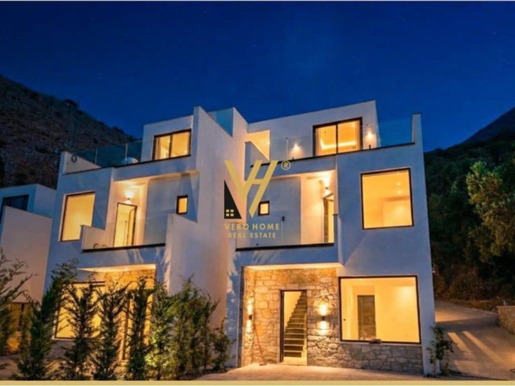 SHITET VILE TRE KATESHE TE WHITE VILLAS, BORSH 600.000 EURO 1