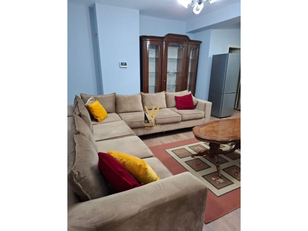 Jepet Apartament 1+1+ballkon me qera te Rruga e Dibres 75 m2