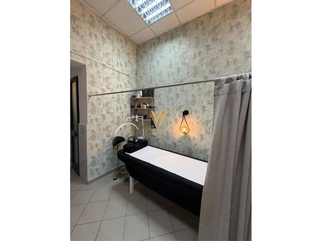 JEPET AMBIENT 16 M2 ME QERA TE 21 DHJETORI 300 EURO 3