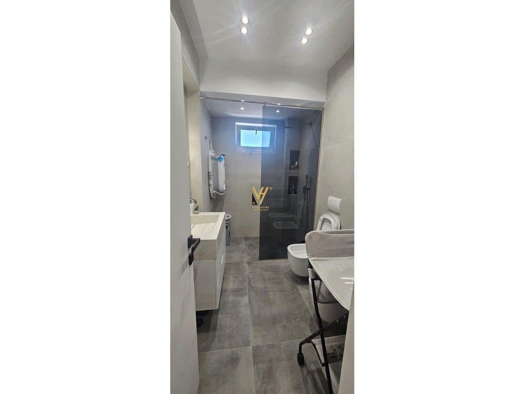 SHITET APARTAMENT 2+1+BLK NE KAVAJE 75.000 EURO 4
