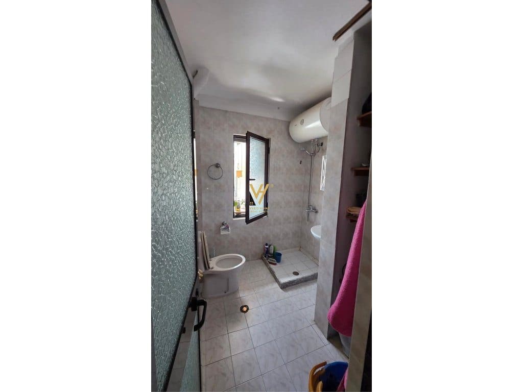 SHITET APARTAMENT 1+1+BLK TEK RRUGA E KAVAJES 136.000 EURO 4