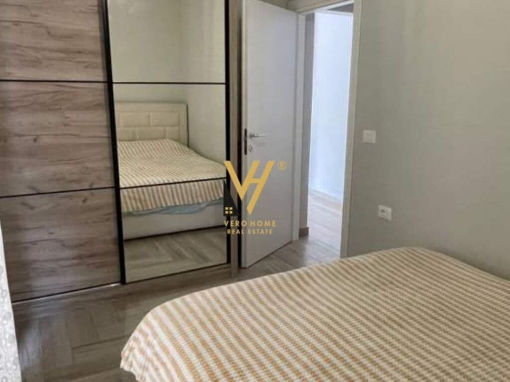 Jepet Apartament 1+1+ballkon me qera ne Porcelan 65 m2