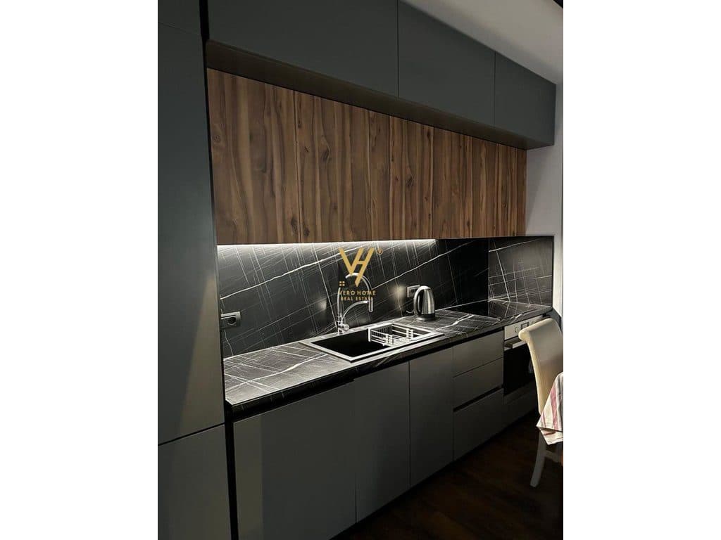 JEPET APARTAMENT 1+1+BLK ME QIRA TE KRISTAL CENTER 70.000 LEKE 2
