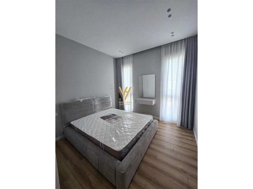 JEPET APARTAMENT 1+1+BLK ME QERA TE GREEN VALLEY 1, LIQENI THATE 1.250 EURO 4