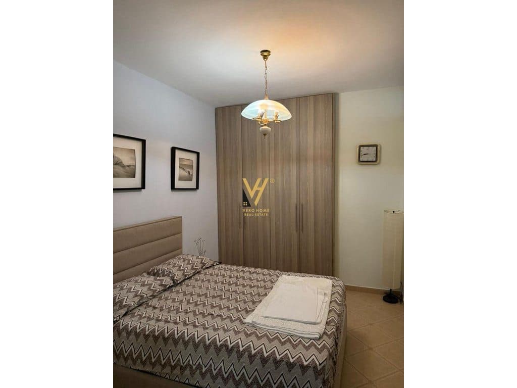 JEPET APARTAMENT 2+1+ BLK ME QERA TE VILA L, ASTIR 550 EURO 4